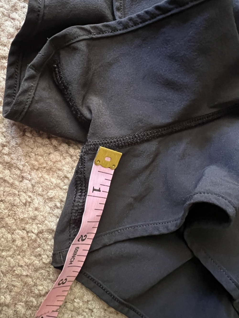 Lululemon Hotty Hot Short *High-Rise 2.5" *Black Sz 0 - Picture 7 of 9